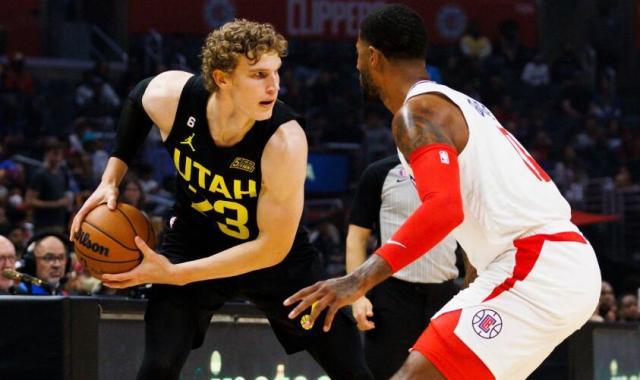 石油杯赛程-拒绝摆烂！爵士专克劲旅 少帅造平民军团奇迹